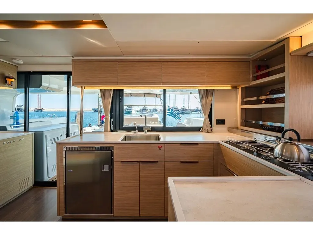 Lagoon 46 MARY GRACE II — Yachtfoto 7