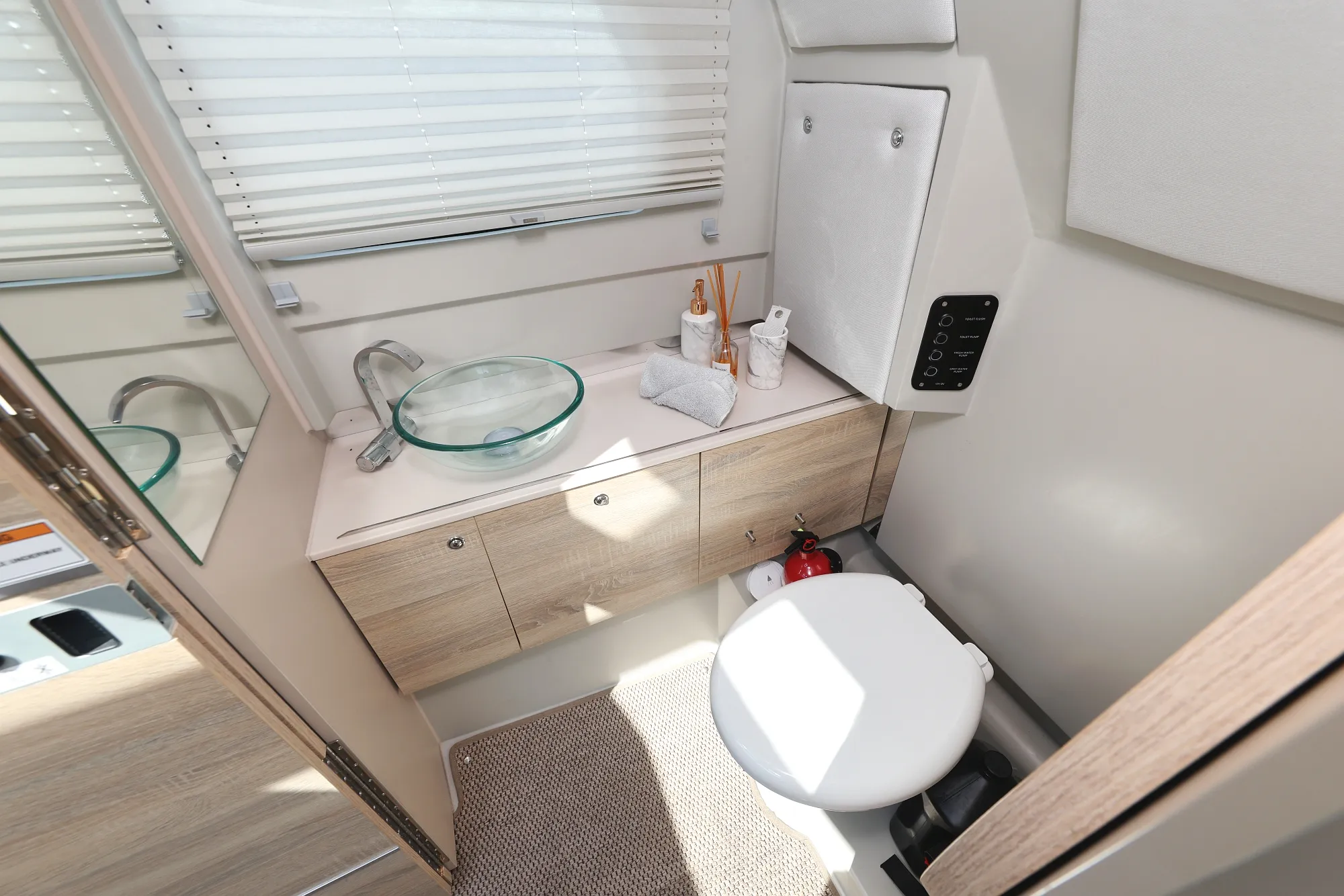 Saxdor 320 GTO BURA — foto dello yacht n. 2
