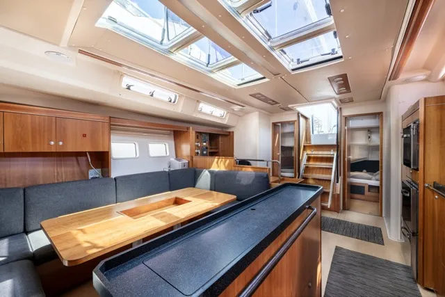Hanse 575 Premium — yacht photo 8