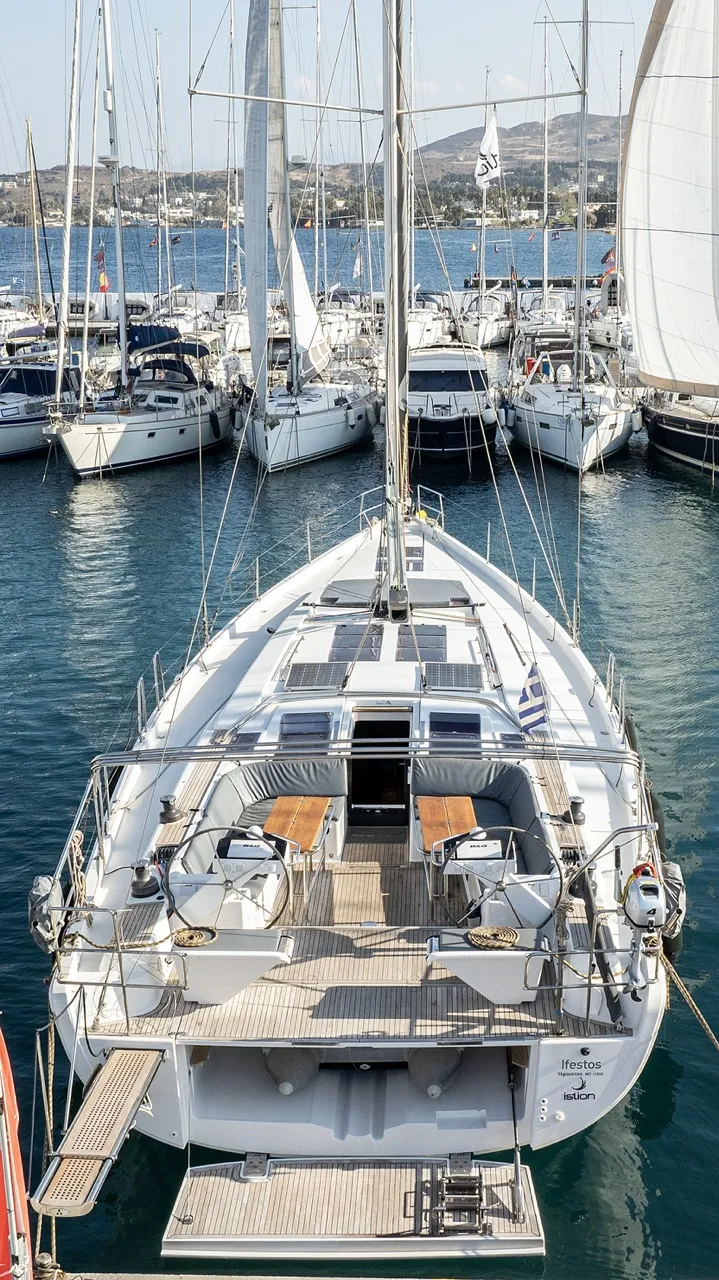 Hanse 575 Premium — yacht photo 20
