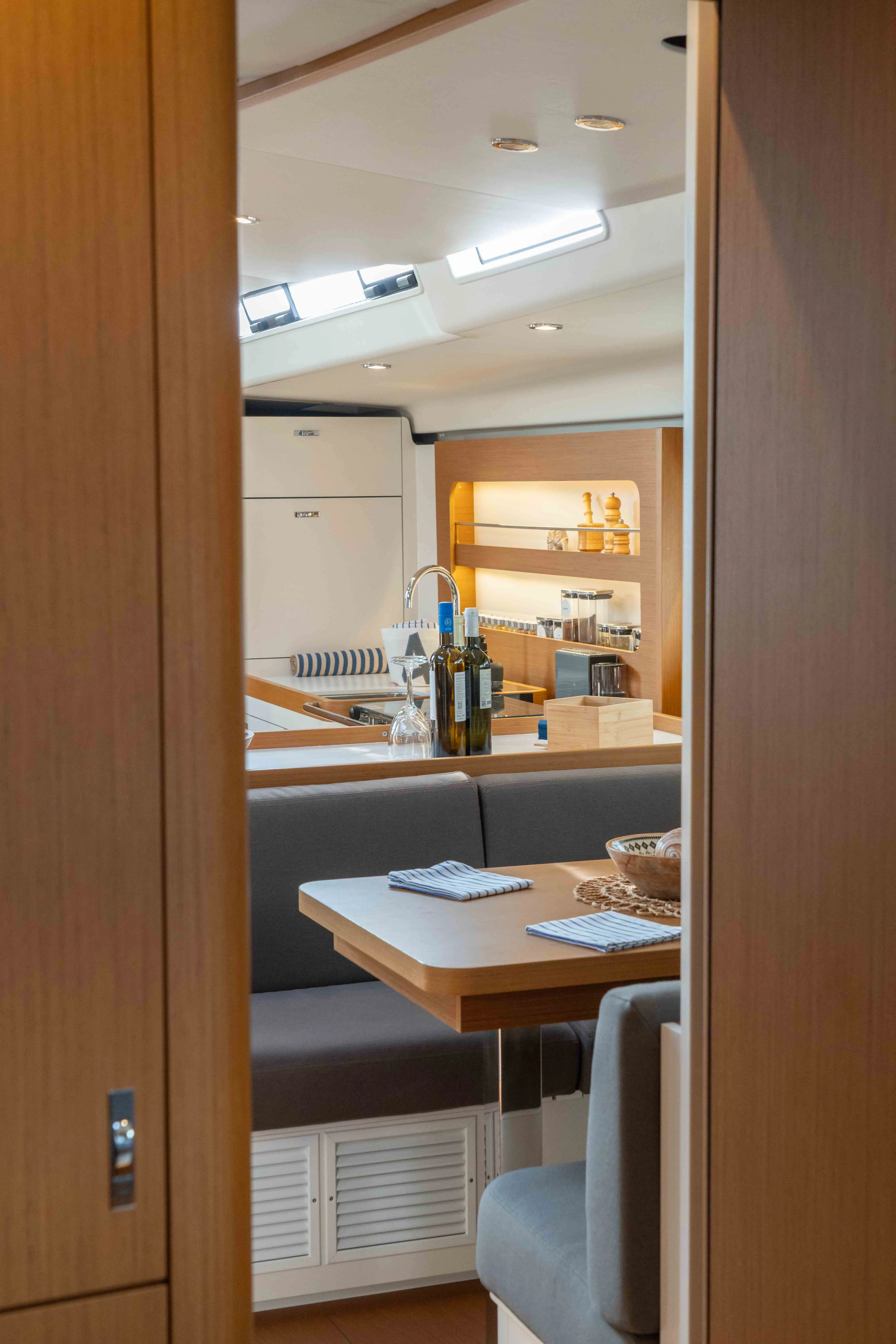 First Yacht 53 Titanium Star — yacht photo 2