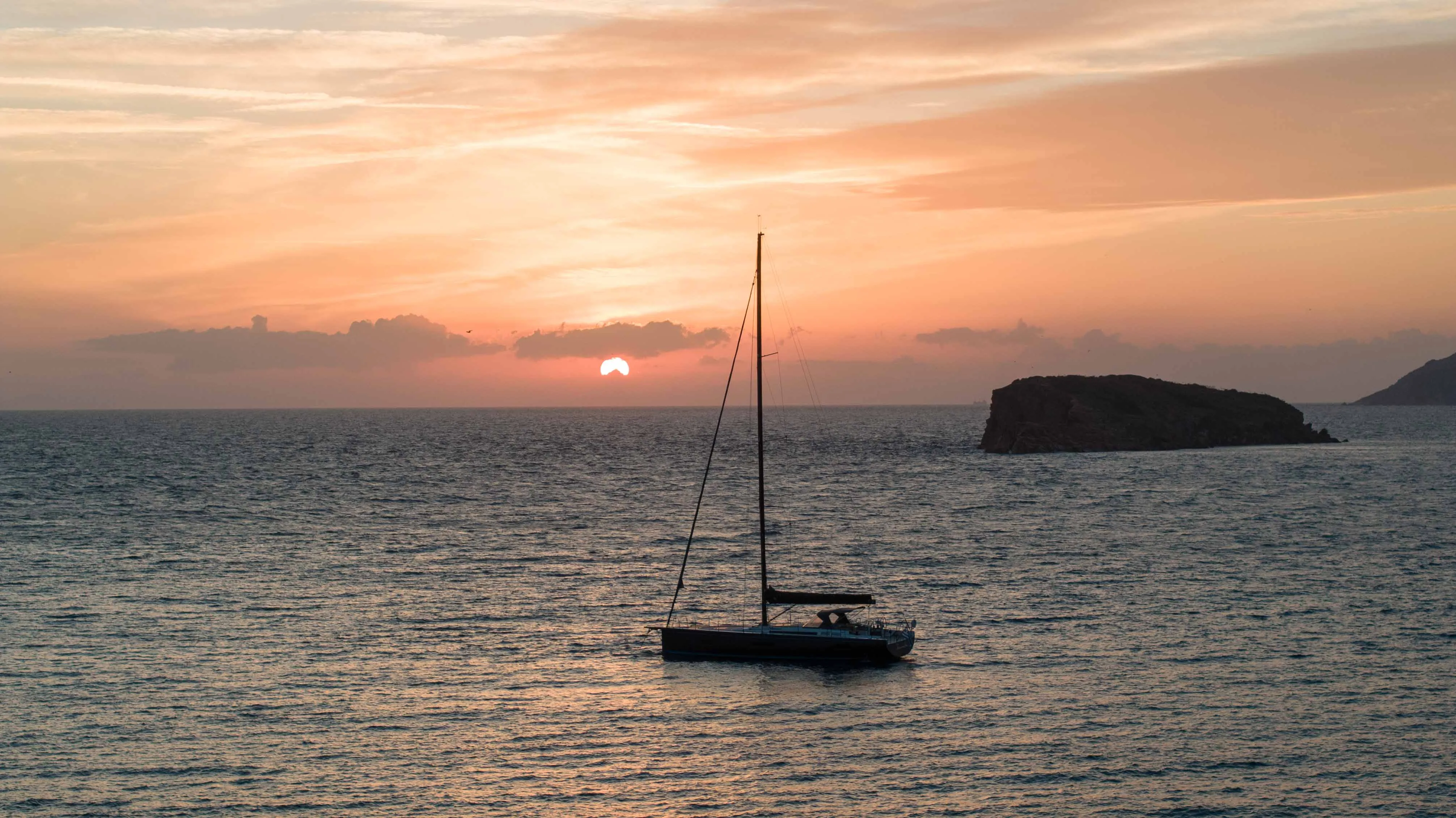 First Yacht 53 Titanium Star — yacht photo 4