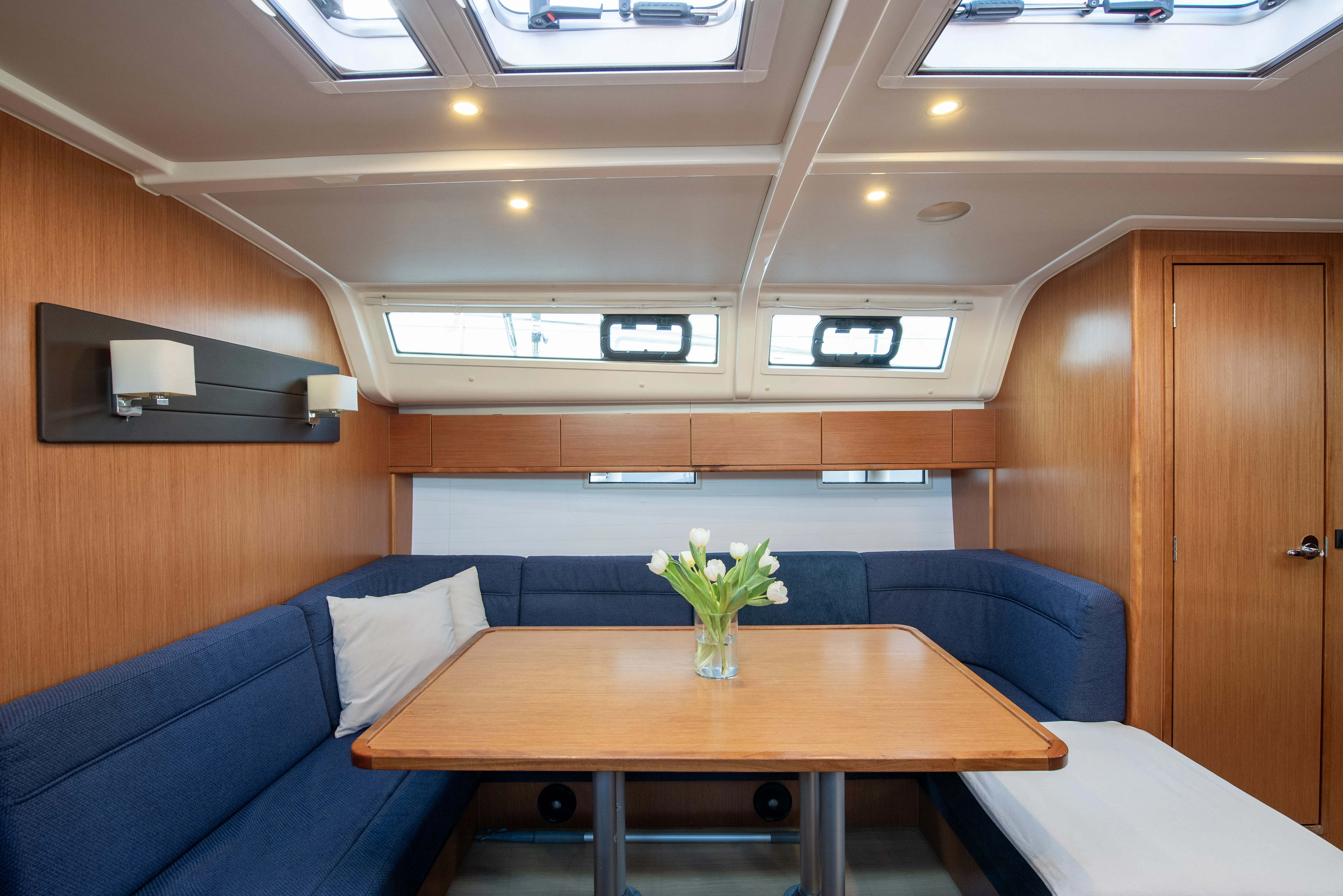 Bavaria Cruiser 51 Wild At Sea — Yachtfoto 3