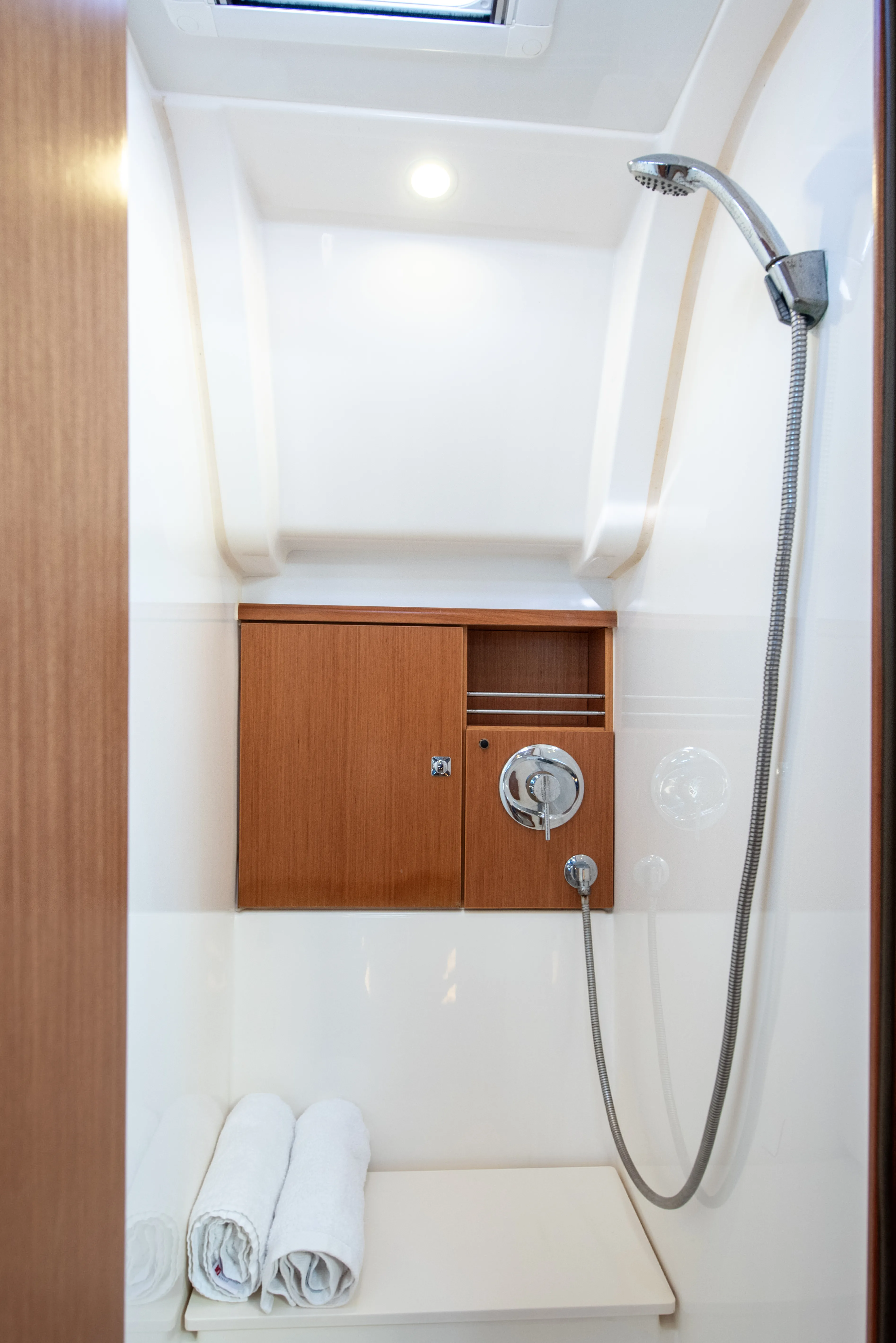 Bavaria Cruiser 51 Wild At Sea — Yachtfoto 14