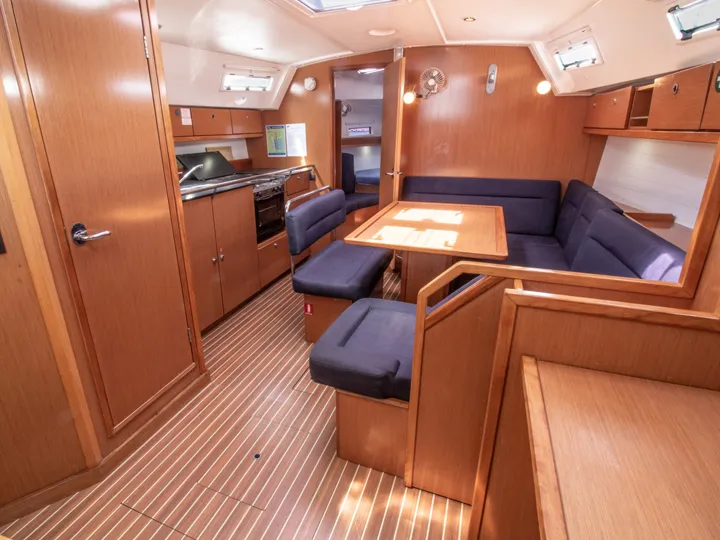 Bavaria 40 Vlassis — yacht photo 3