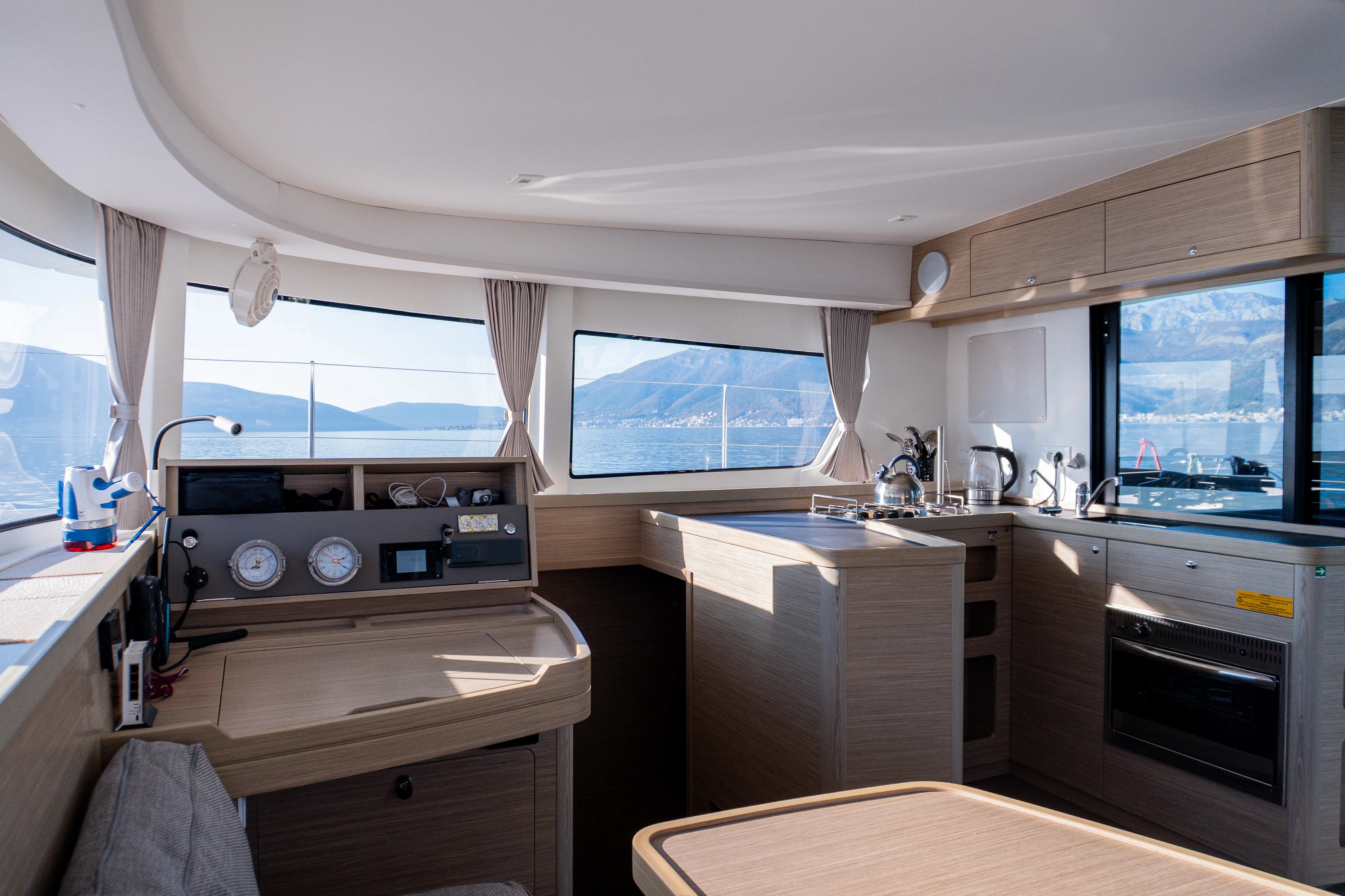 Lagoon 42 Lyubushka — foto dello yacht n. 2