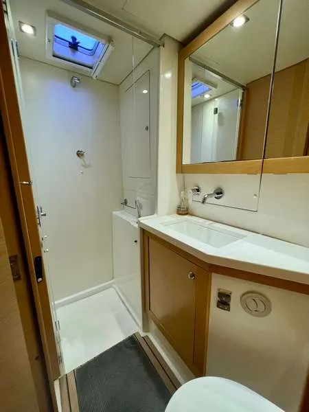 Lagoon 450 Fly Branchia — фотография яхты 26