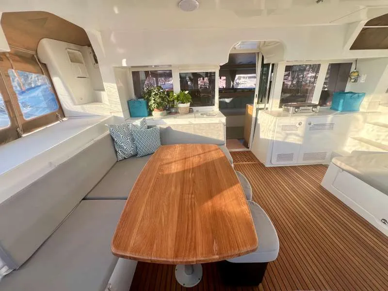 Lagoon 450 Fly Branchia — фотография яхты 10