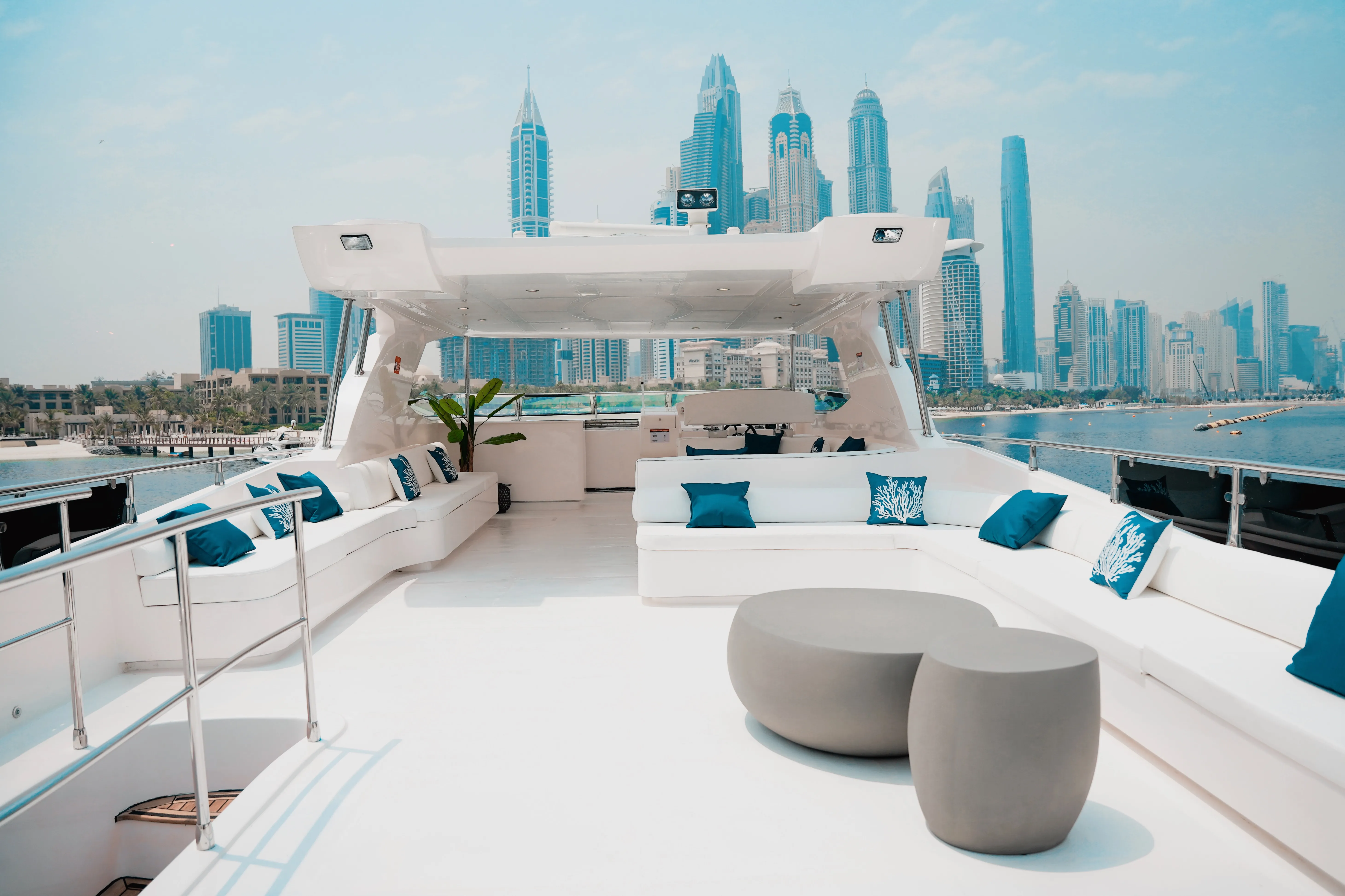 Luxury Motor Yacht X35 — yacht photo 2