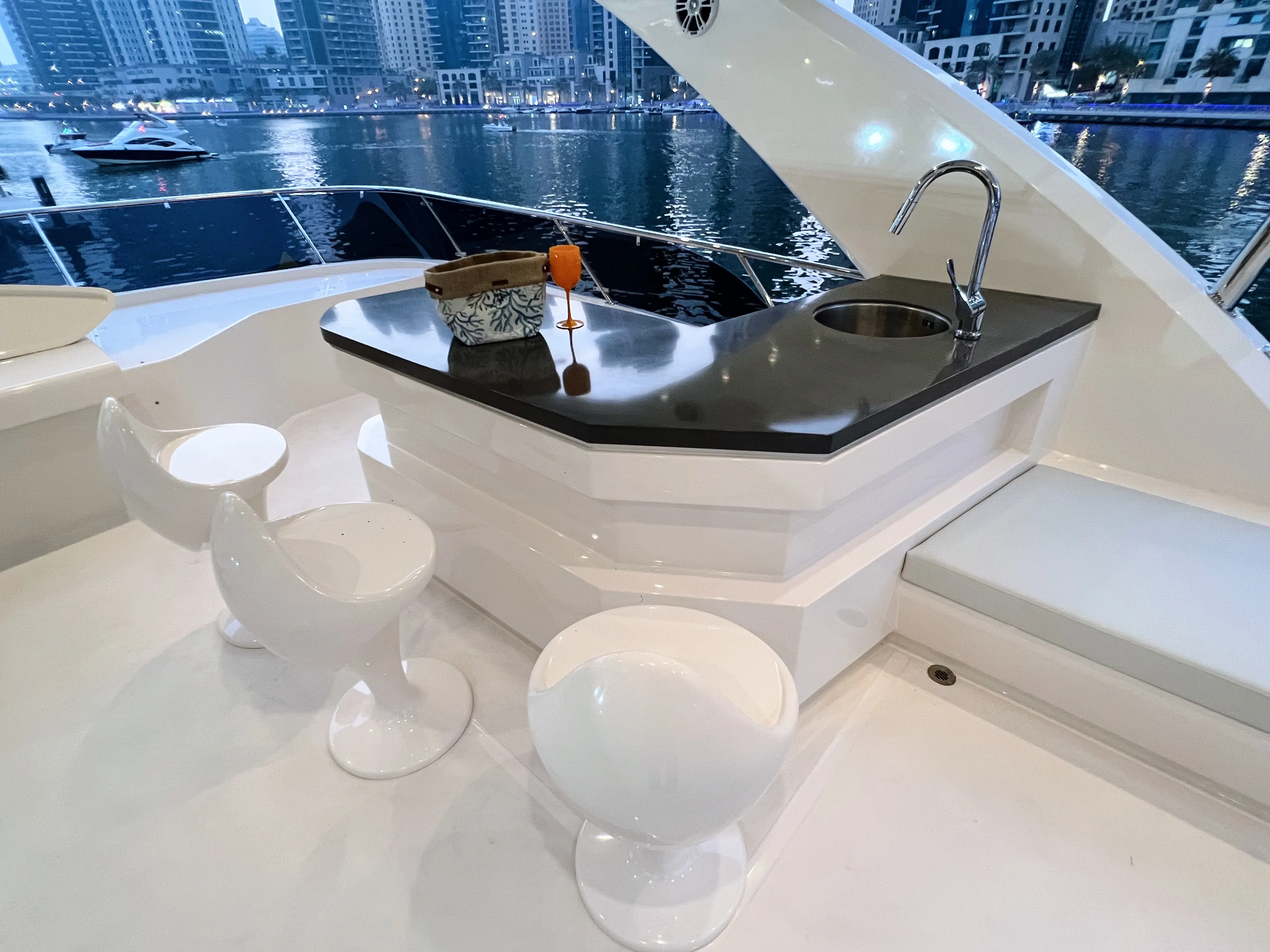 Luxury Motor Yacht X32 — yacht photo 13