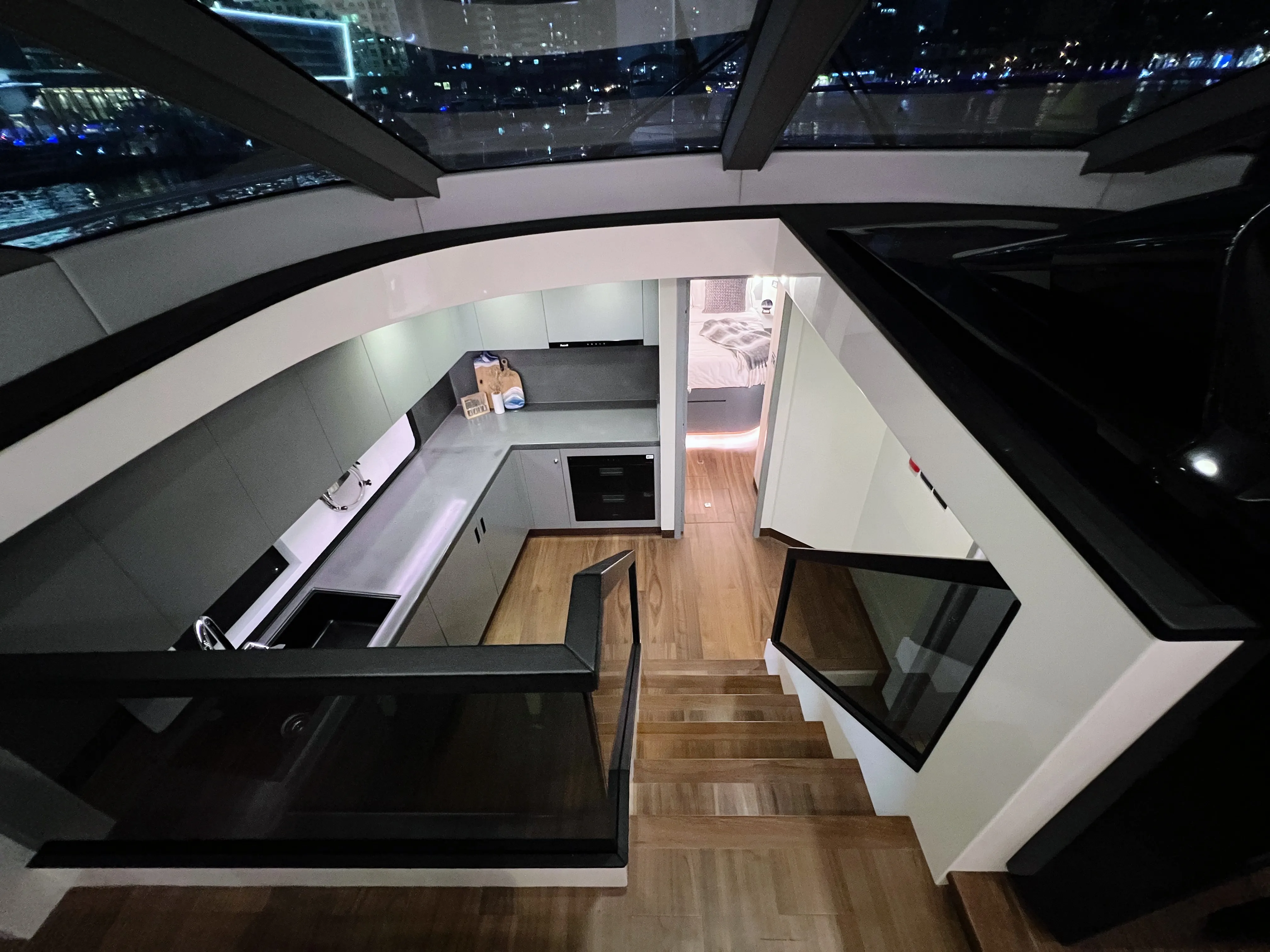 Luxury Motor Yacht X32 — yacht photo 16