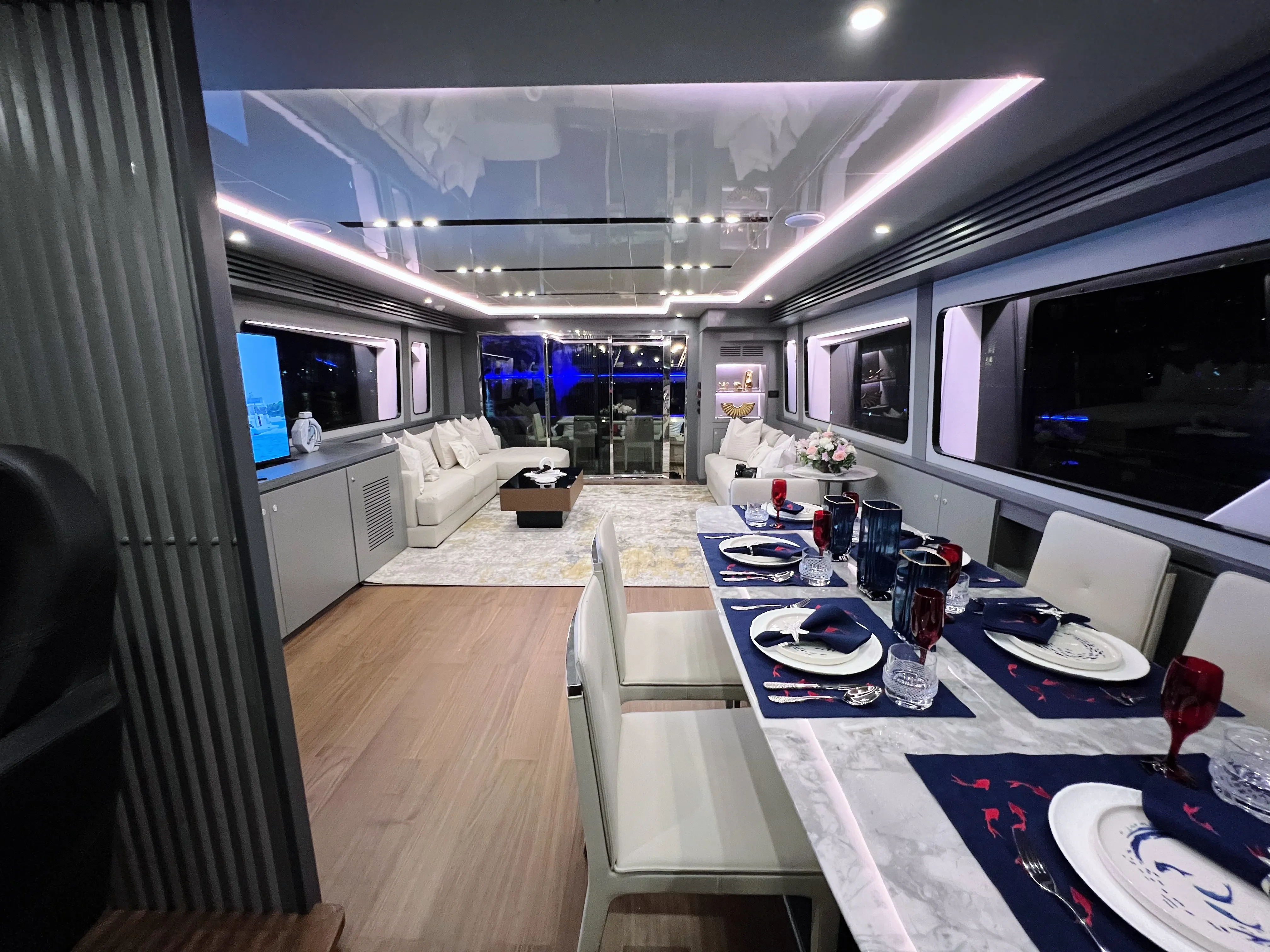 Luxury Motor Yacht X32 — yacht photo 11