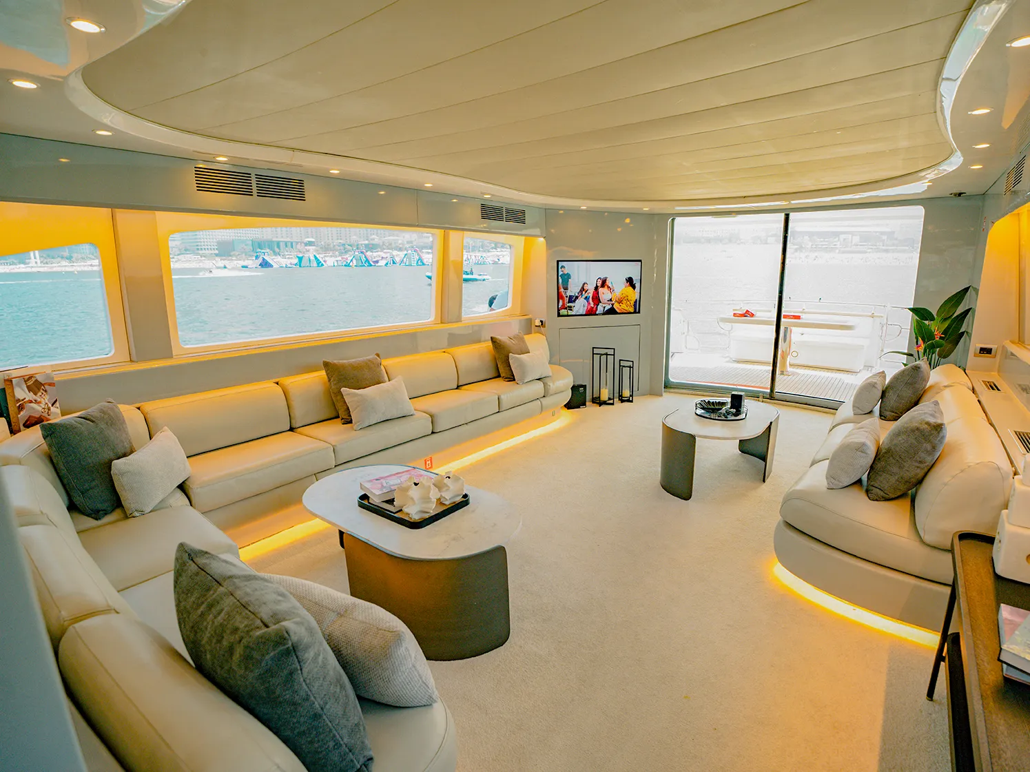 Luxury Motor Yacht X12 — foto dello yacht n. 3
