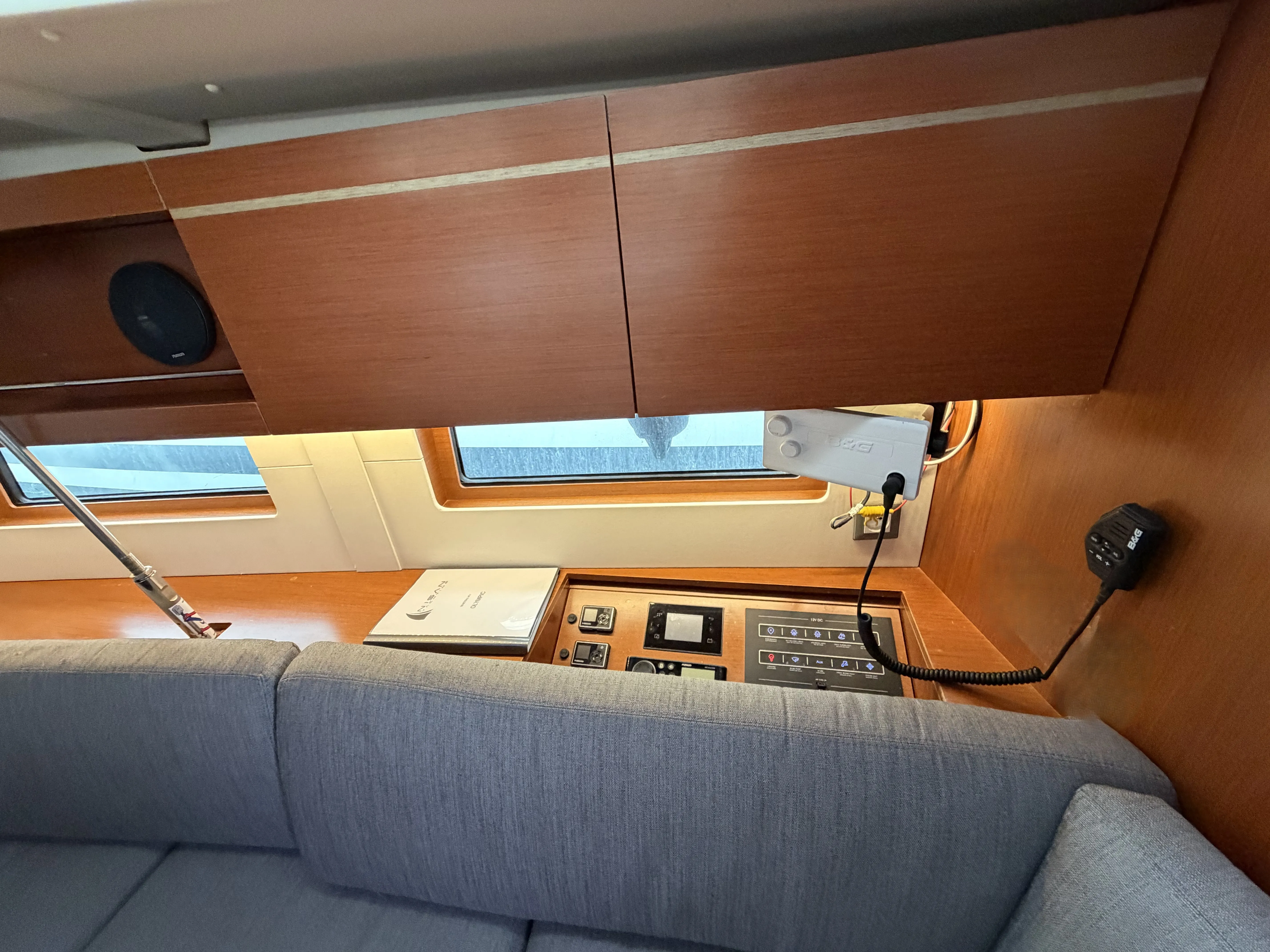 Oceanis 46.1 Olympic — yacht photo 3