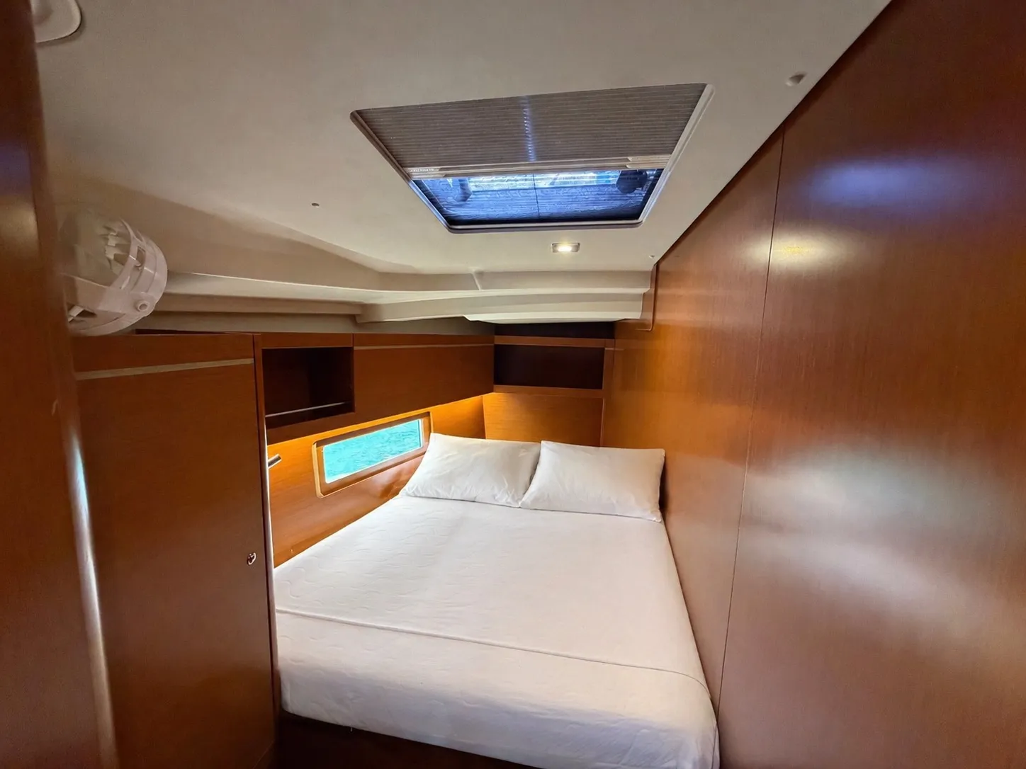 Oceanis 46.1 Olympic — yacht photo 4