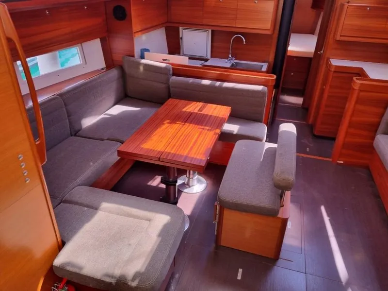 Dufour 512 Grand Large Legato — yacht photo 2