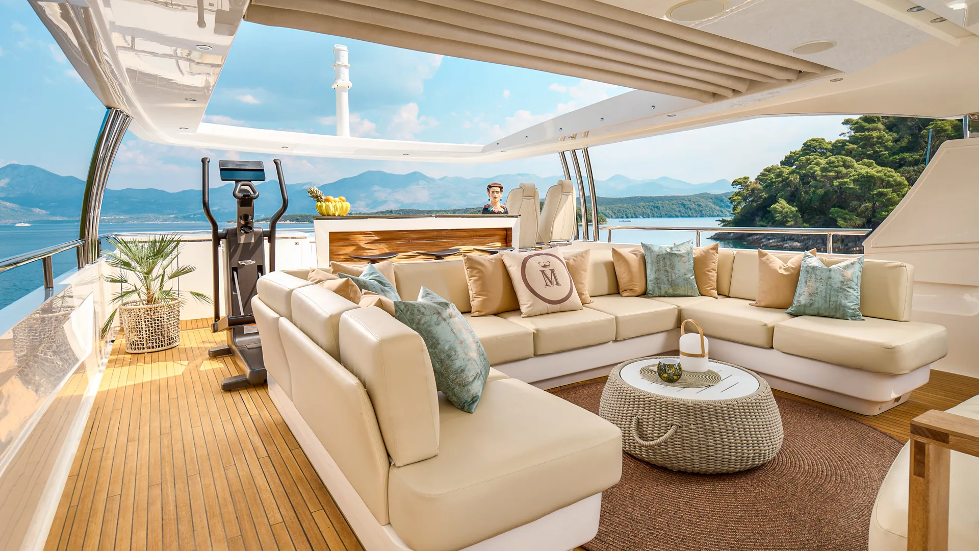 Princess 40 Mirage IV — foto dello yacht n. 2