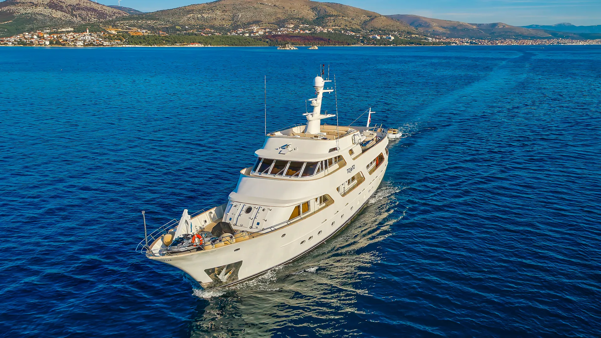 Benetti Classic 115 To je to — fotografie jachty 11