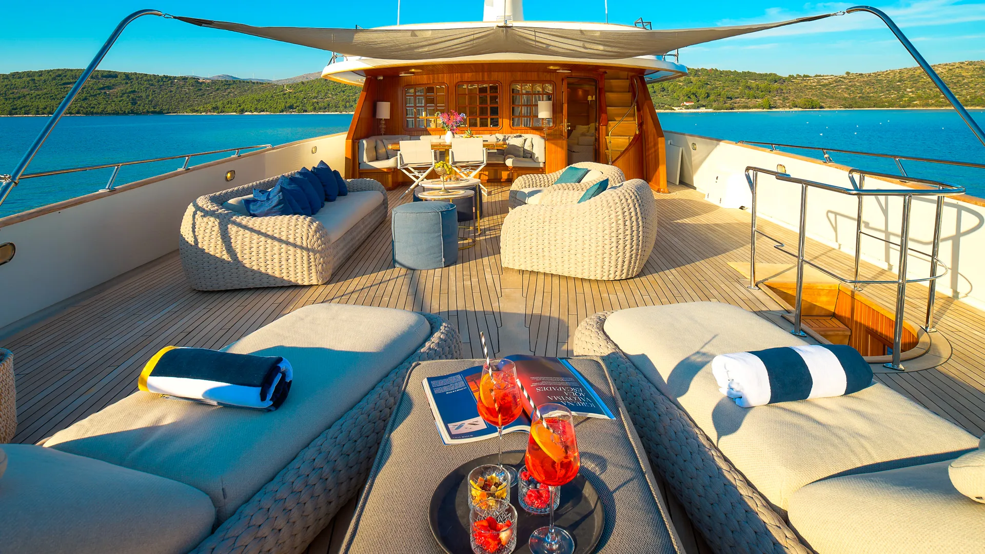 Benetti Classic 115 To je to — fotografie jachty 6