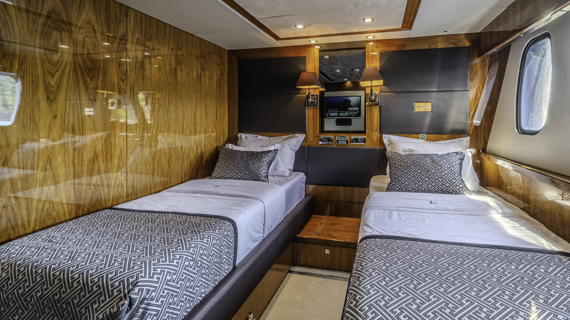 Sunseeker Yacht 34M Arago — fotografia do iate 20