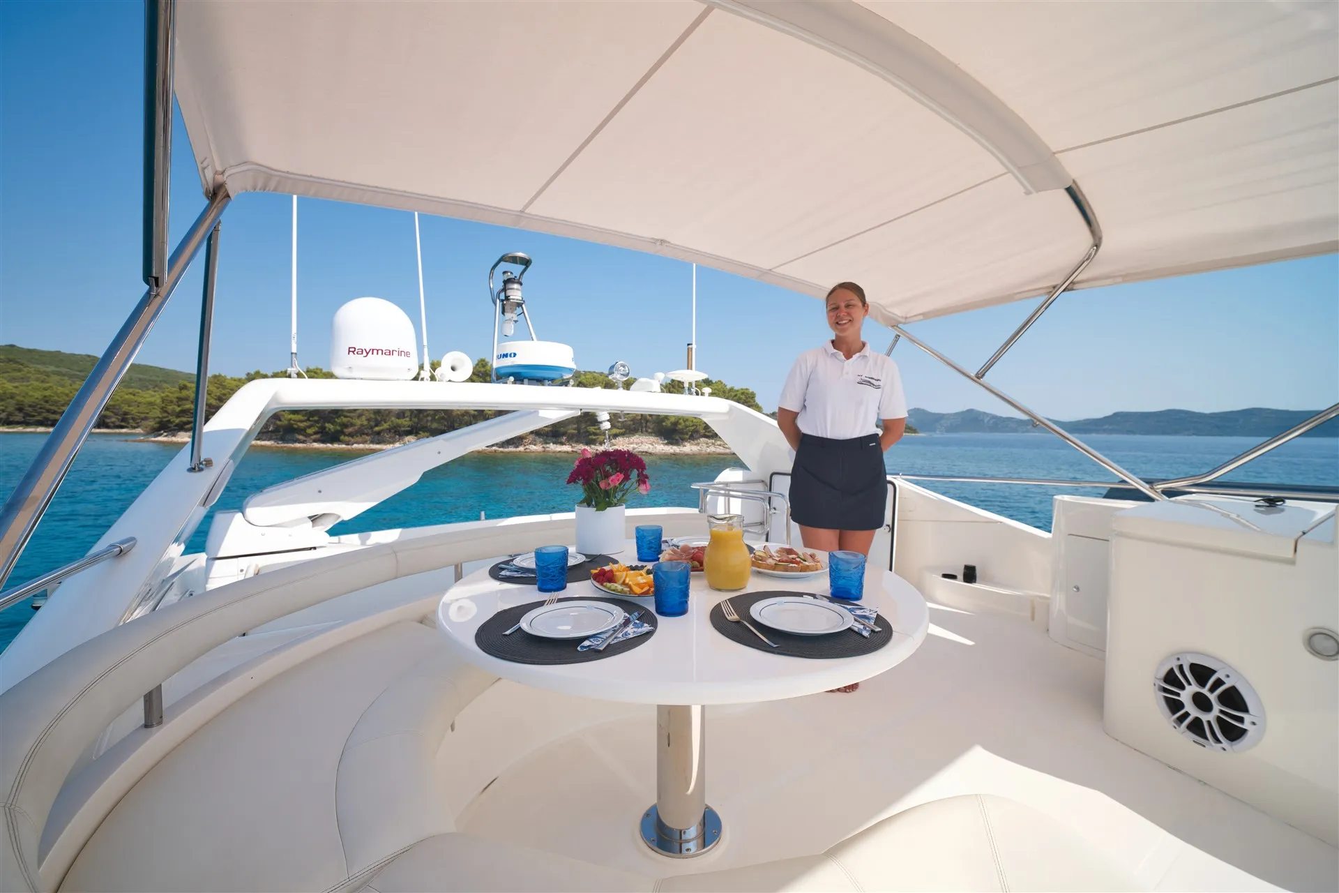 Ferretti 681 Dominique — yacht photo 14