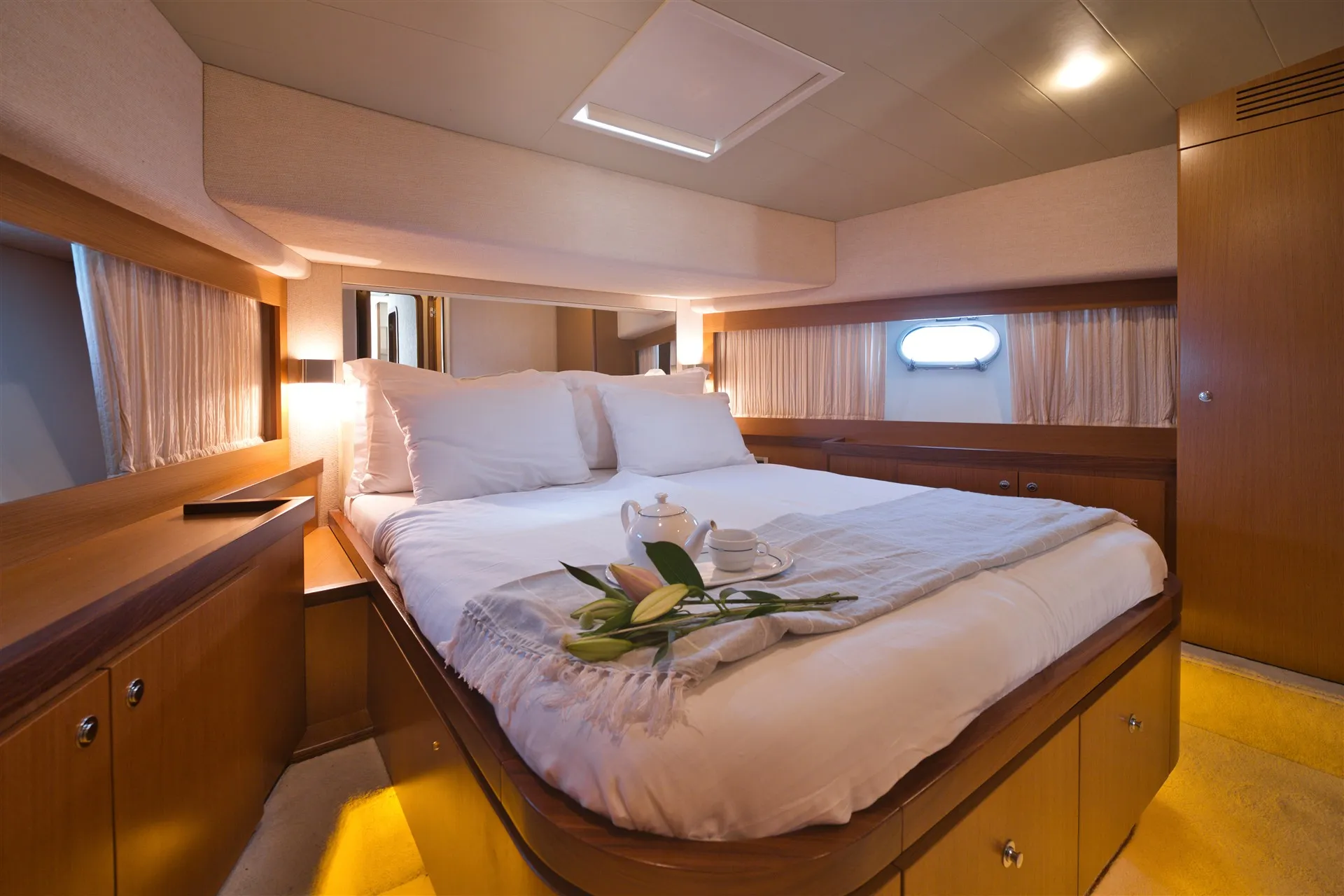 Ferretti 681 Dominique — yacht photo 33
