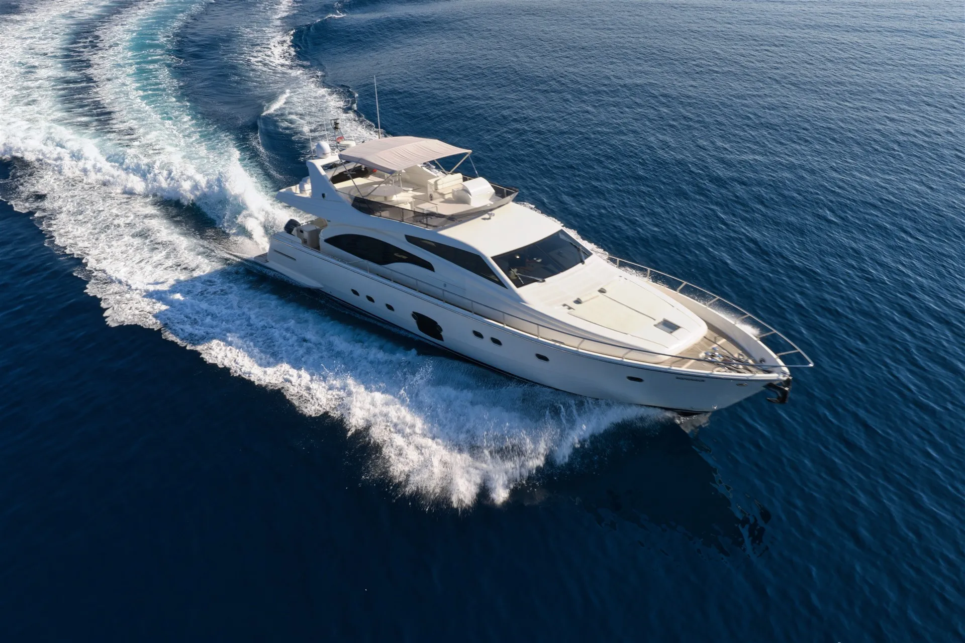 Ferretti 681 Dominique — yacht photo 9