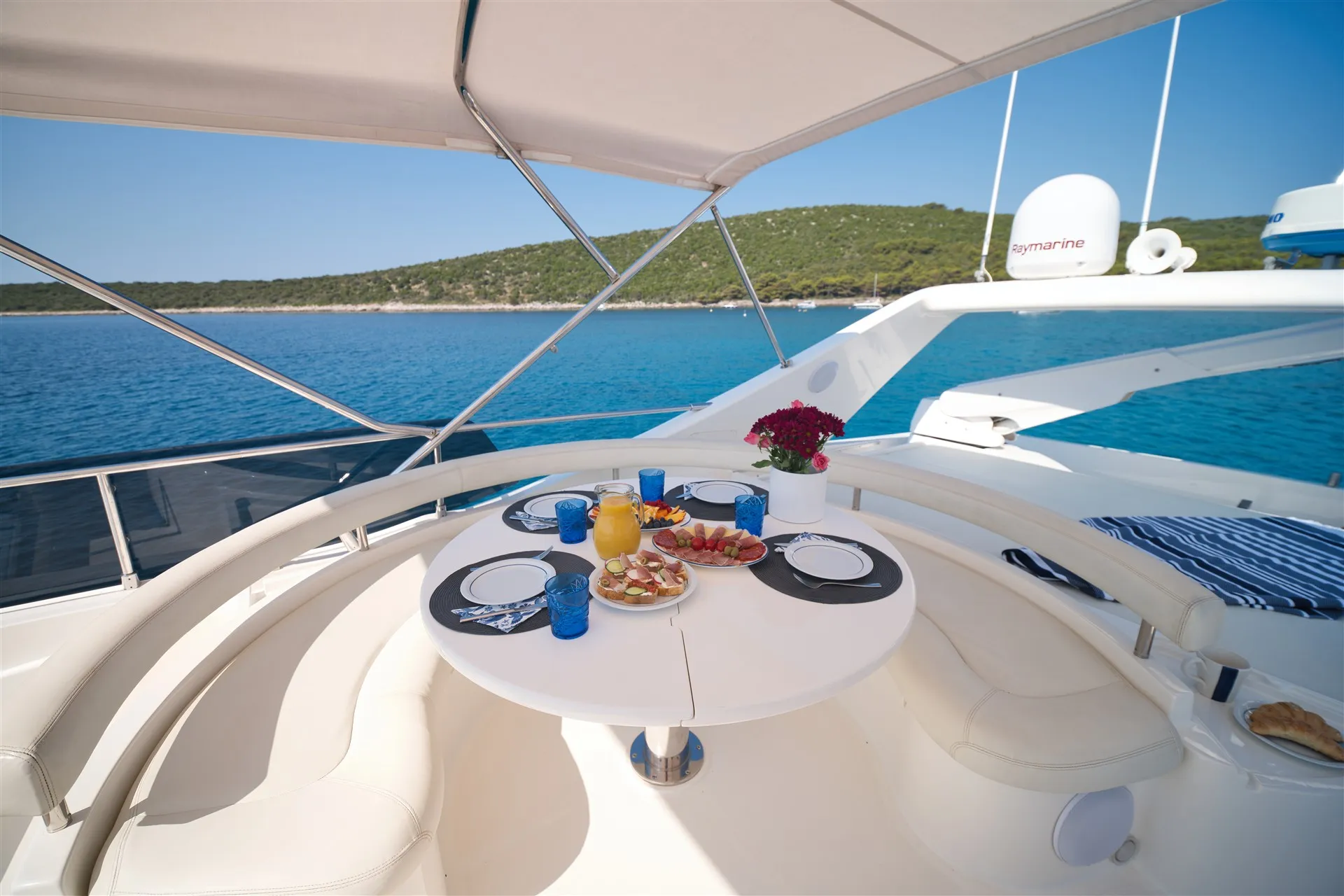 Ferretti 681 Dominique — yacht photo 49