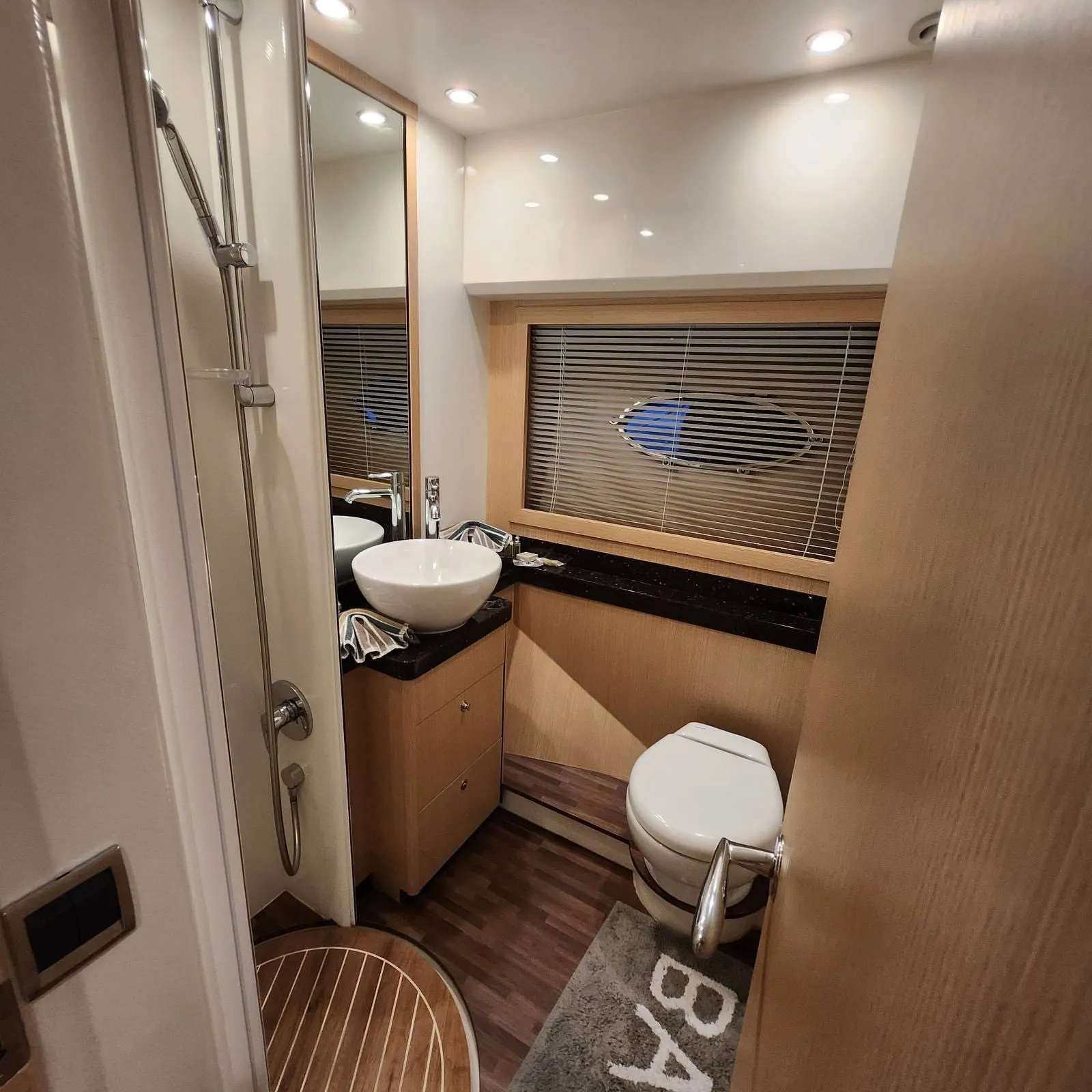 Princess 62 Sassy — yacht photo 2