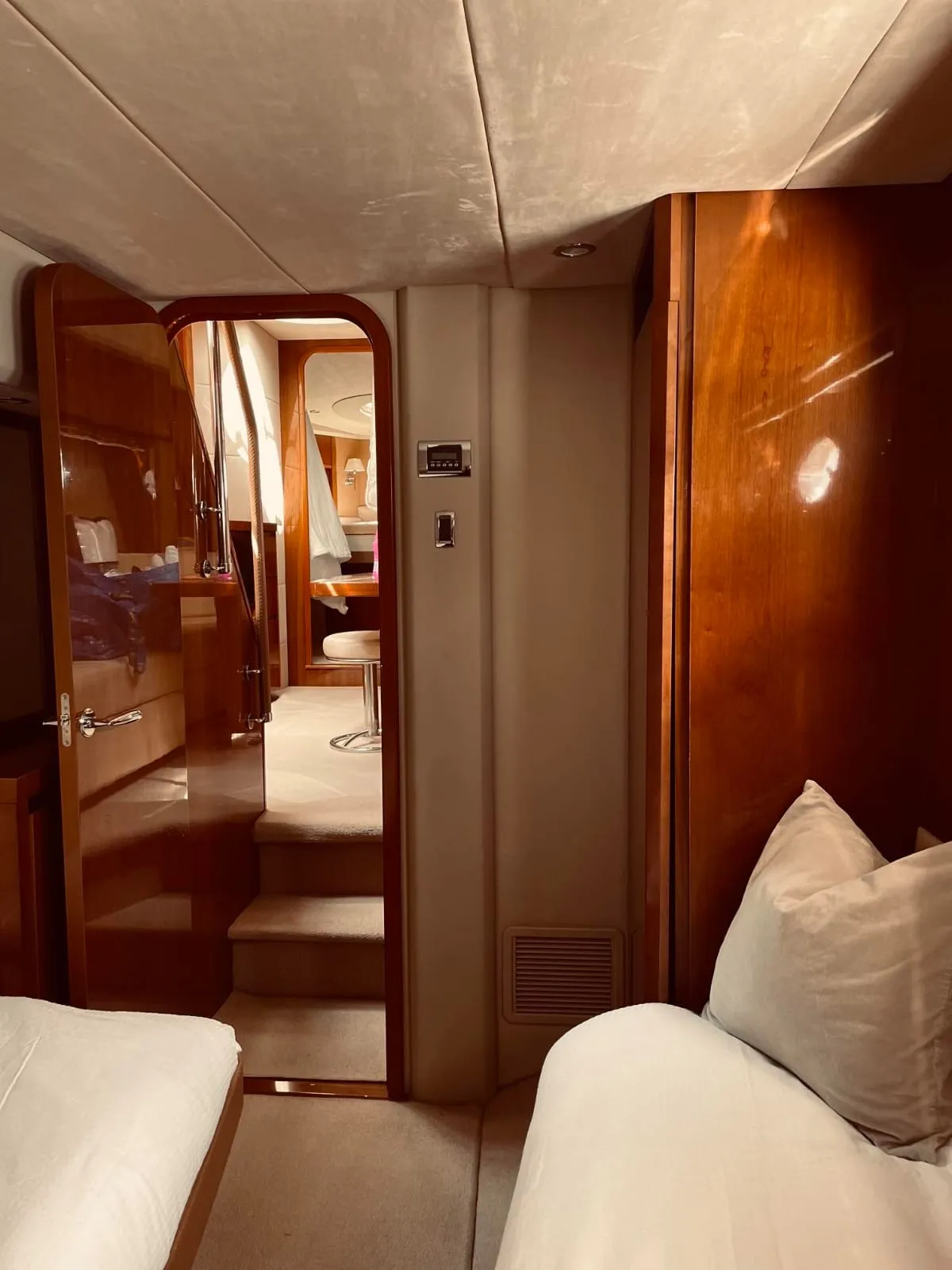 Princess V53 Chablis — yacht photo 6