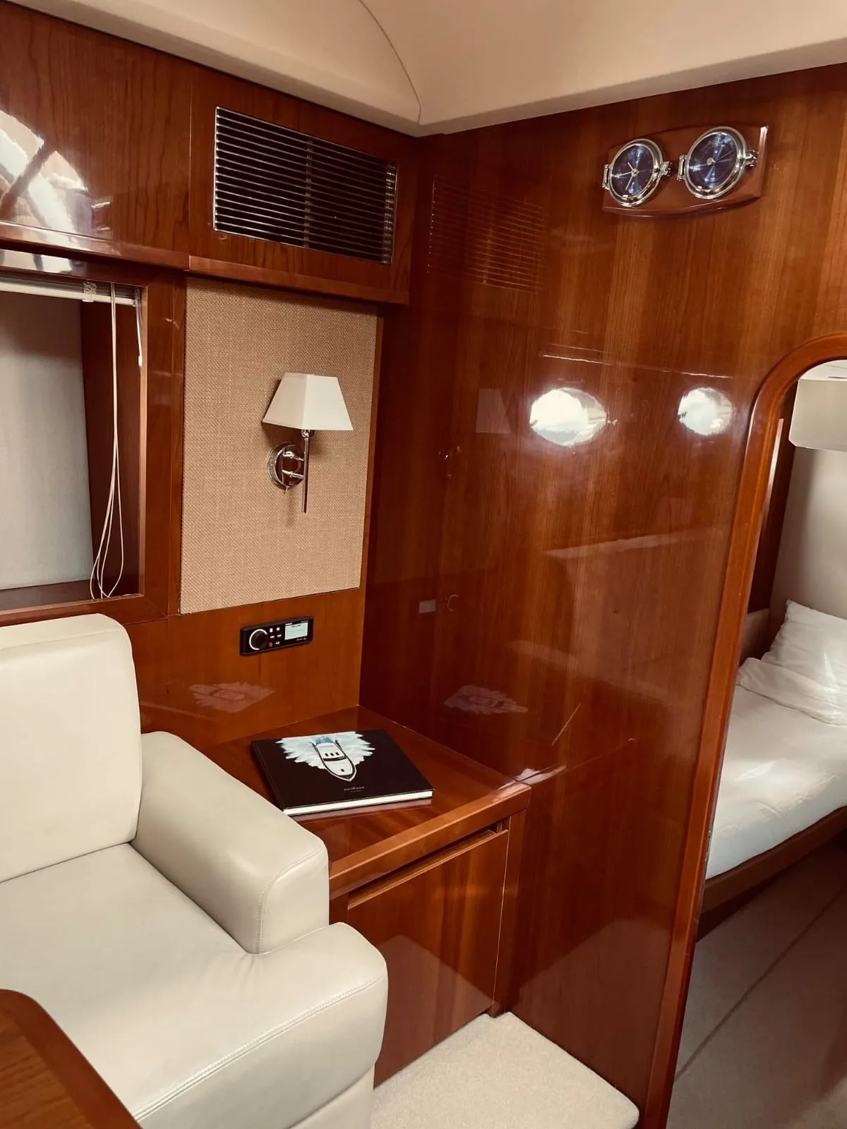 Princess V53 Chablis — yacht photo 8