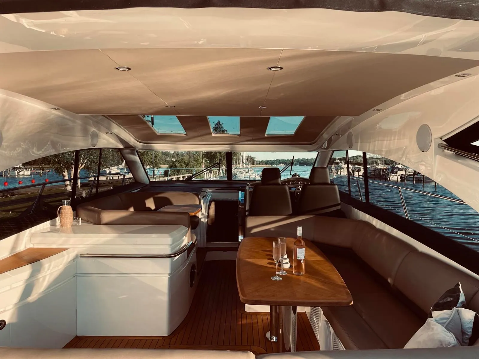 Princess V53 Chablis — yacht photo 7