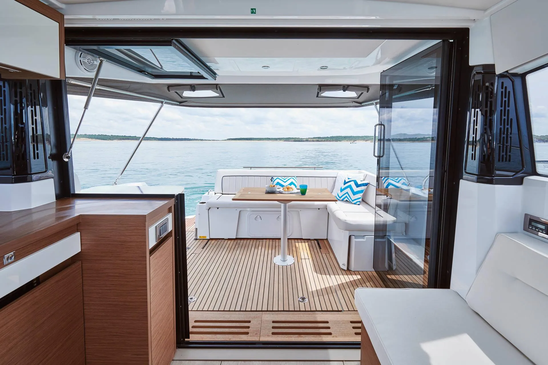 Jeanneau NC 37 Black Pearl — yachtbillede 7