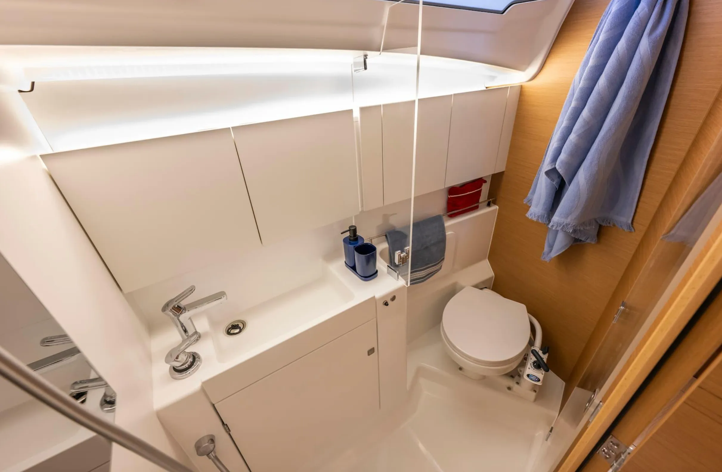 Sun Odyssey 415 Starlet — фотография яхты 6