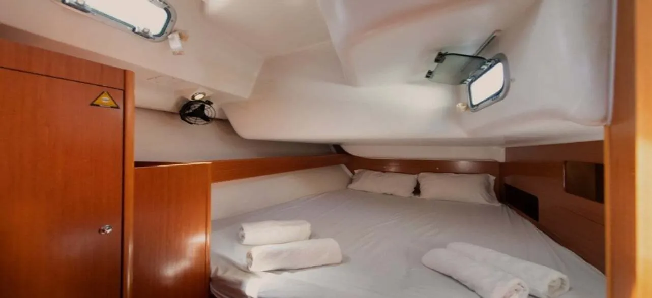 Cyclades 43.4 Ksenya — yacht photo 2