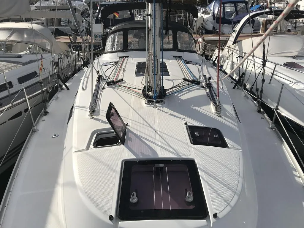 Bavaria Cruiser 40S Atlantica — foto dello yacht n. 3