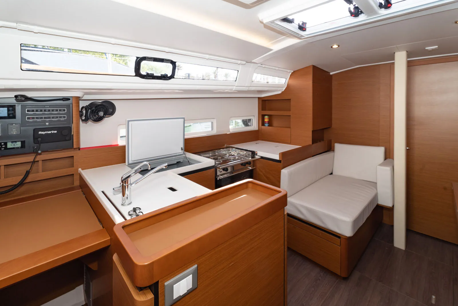 Sun Odyssey 410 Sea Pearl — фотография яхты 11