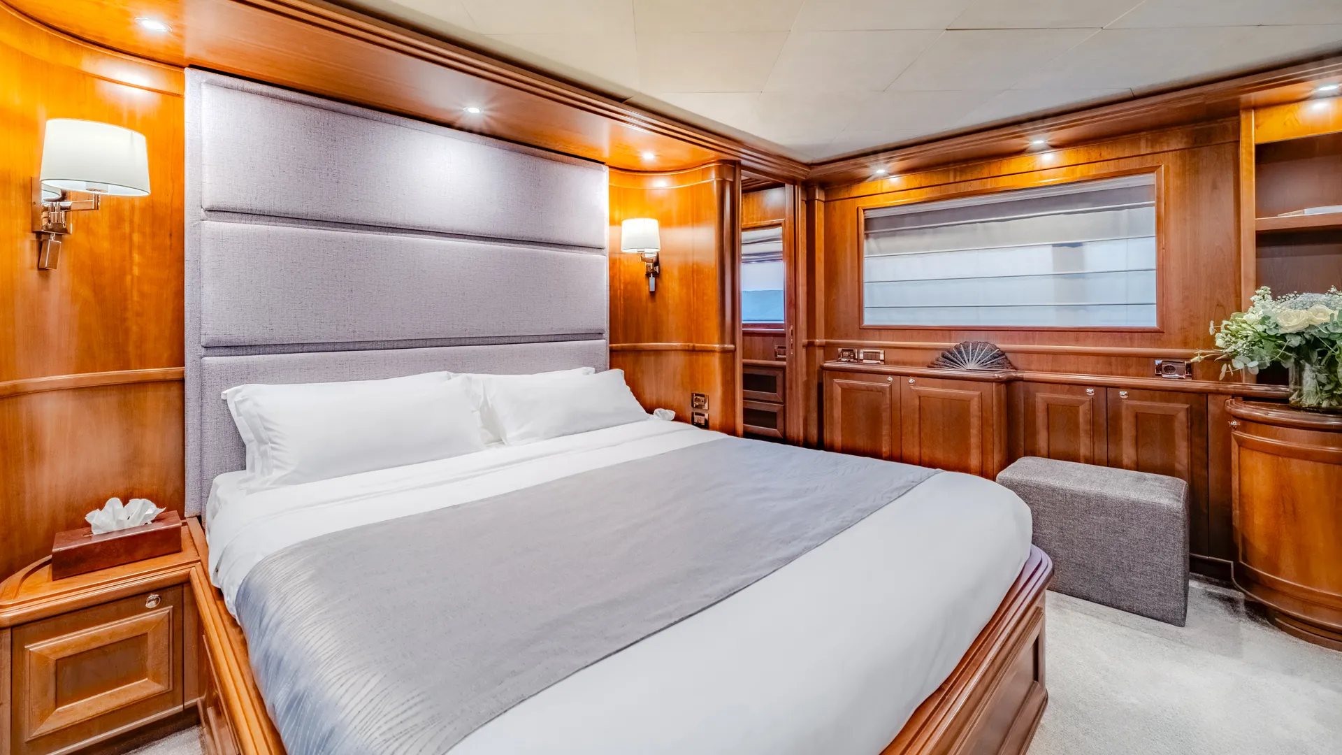 Motoryacht Klobuk — yacht photo 37