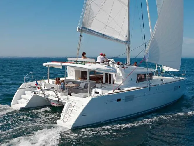 Lagoon 450 Fly BigElli — foto dello yacht n. 1