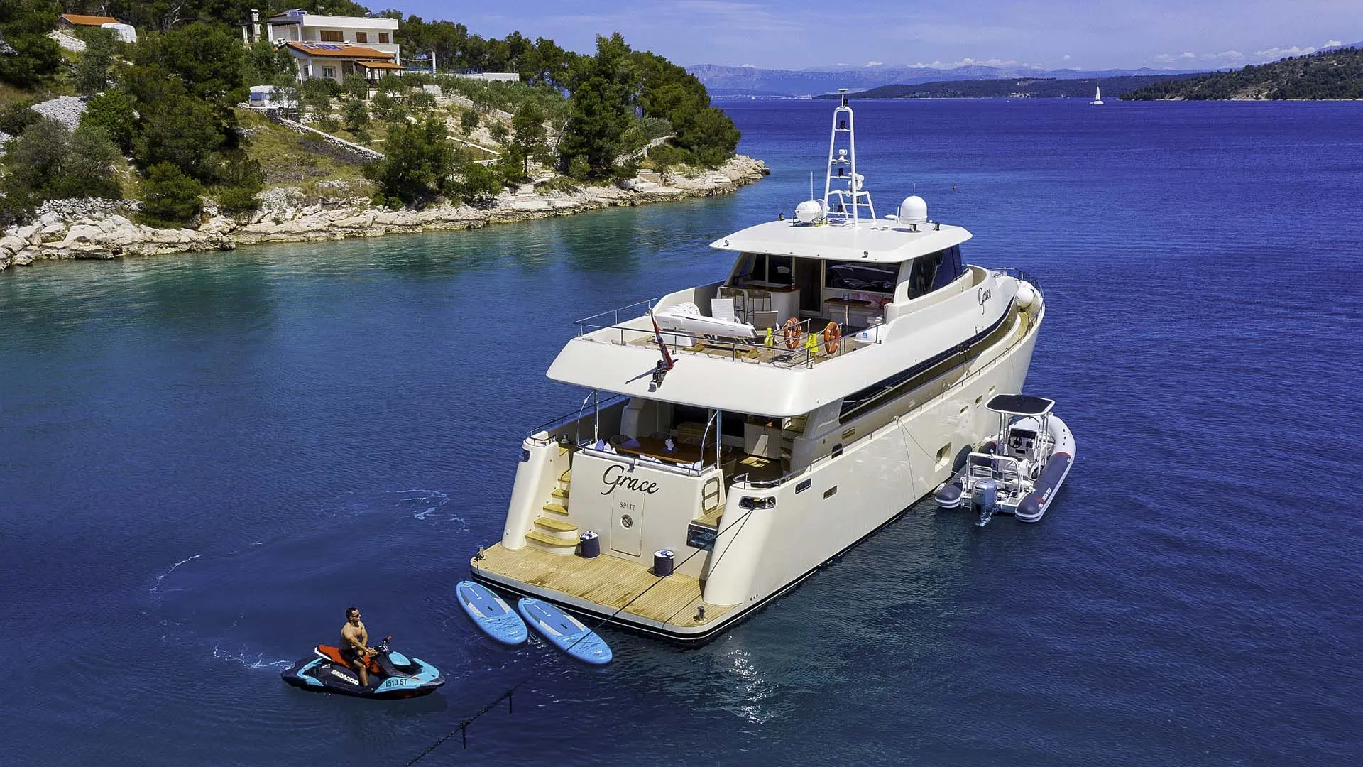 Motoryacht Grace — fotografia jachty 2