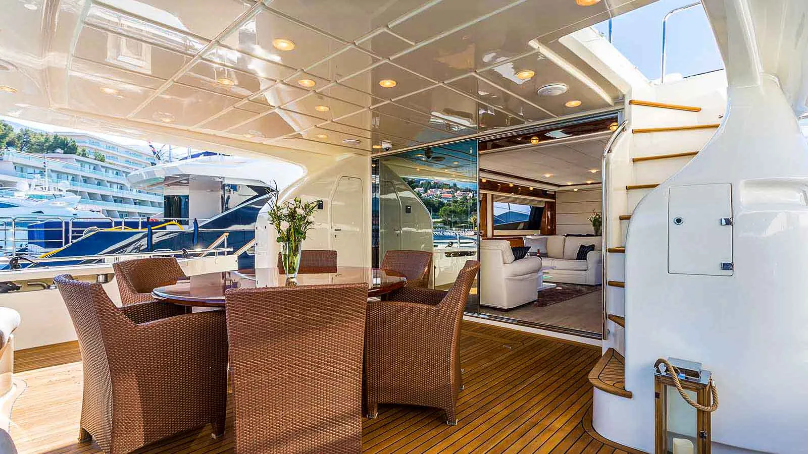 Ferretti 880 Miss Katarina — yacht photo 9