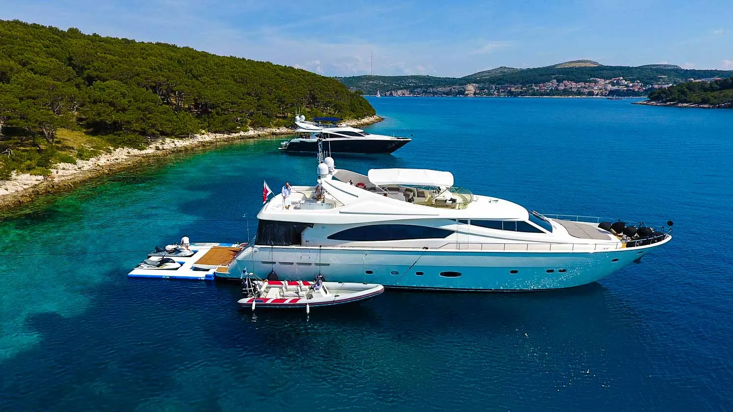 Ferretti 880 Miss Katarina — yacht photo 8