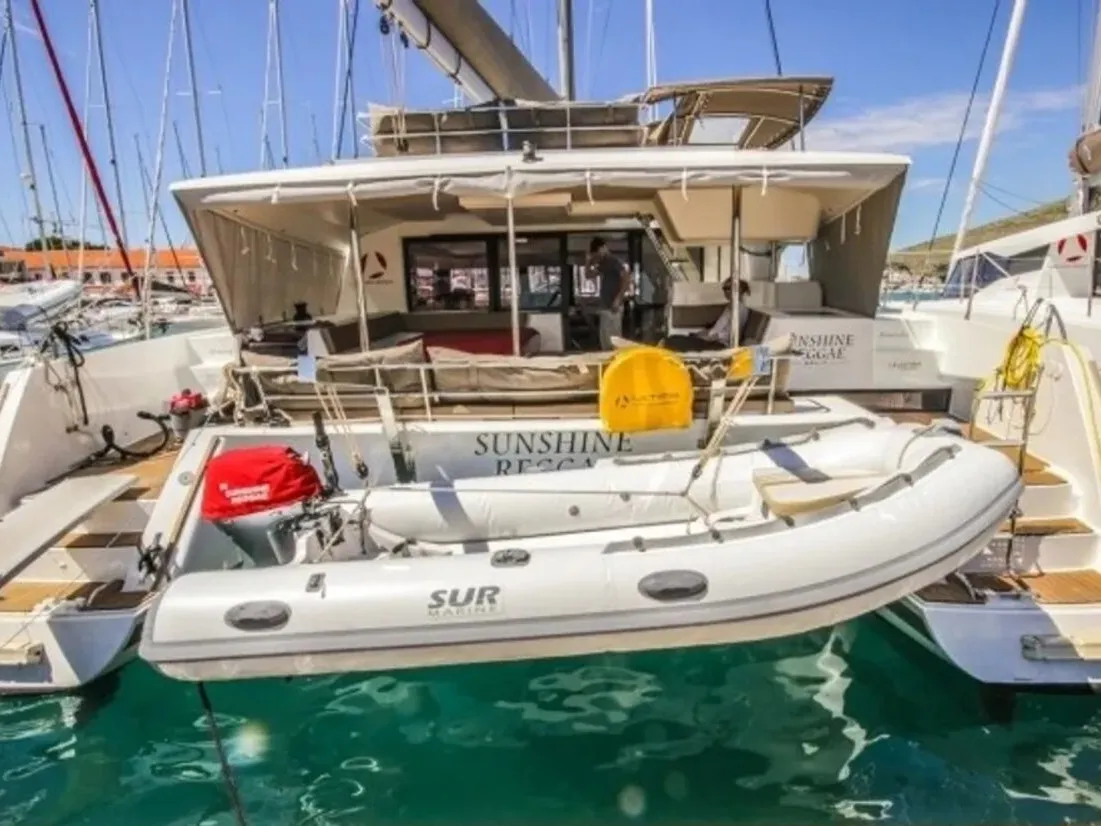 Fountaine Pajot Saba 50 Sunshine Reggae — снимка на яхтата 1