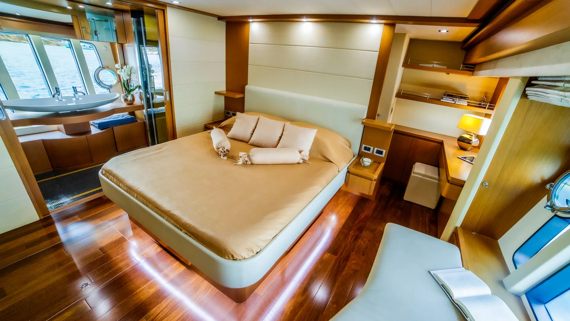 Ferretti 780 Orlando L — yacht photo 14