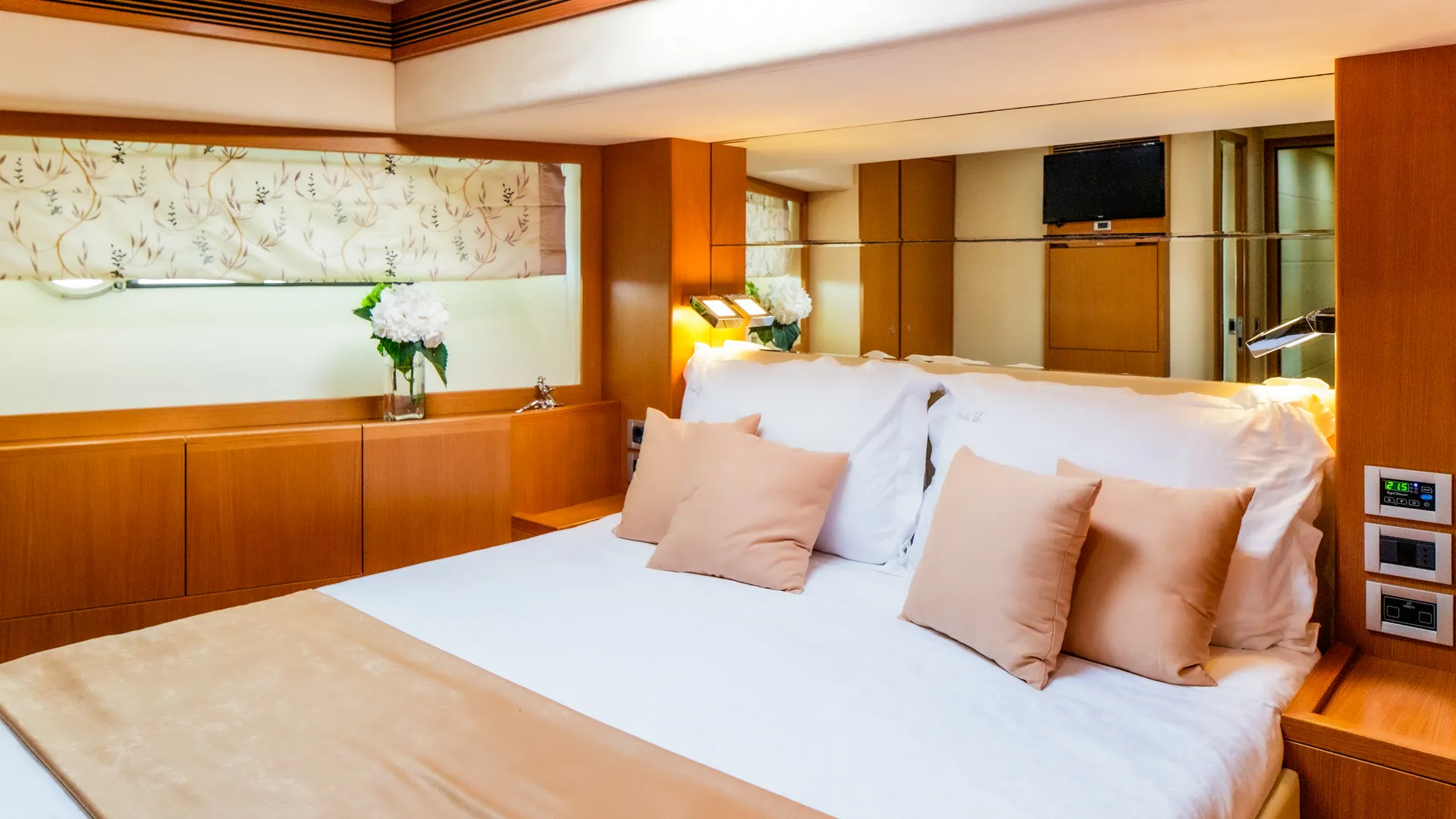 Ferretti 780 Orlando L — yacht photo 26