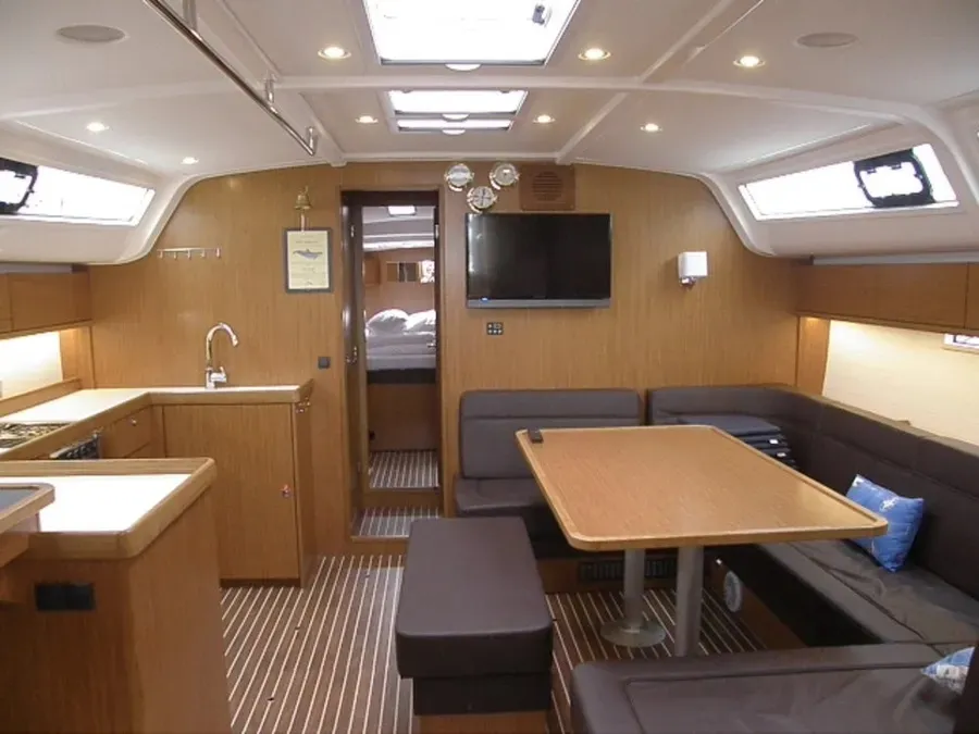 Bavaria 51 Cruiser Guarda Che Luna — foto dello yacht n. 2