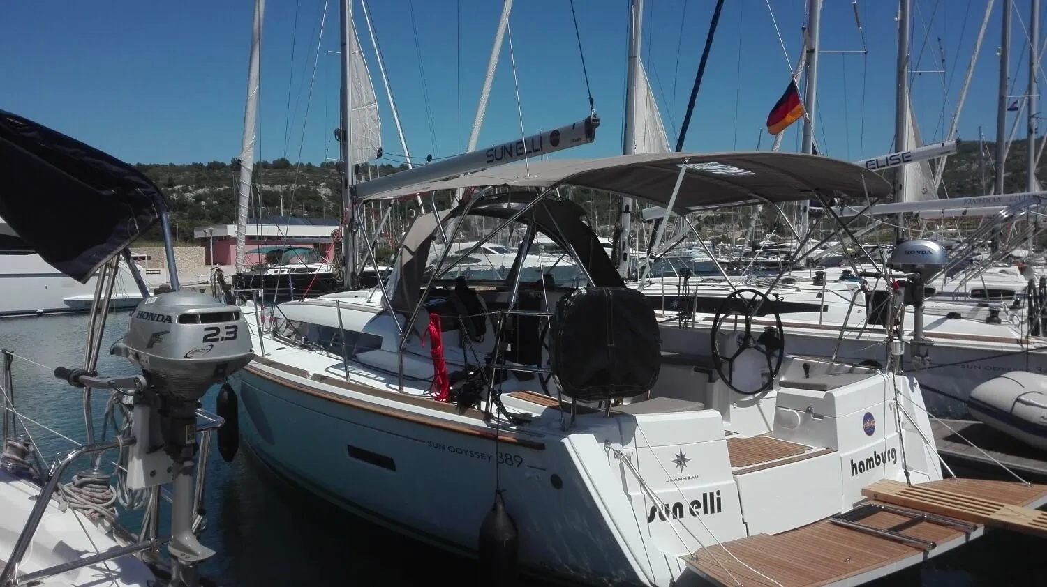 Sun Odyssey 389 Sun Elli — foto dello yacht n. 3