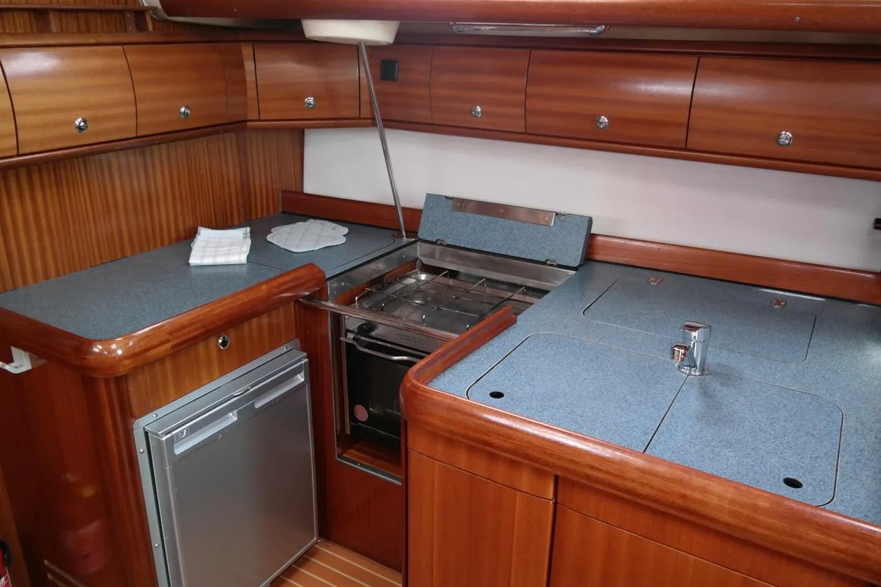 Bavaria 49 Monelli — fotografia jachty 3