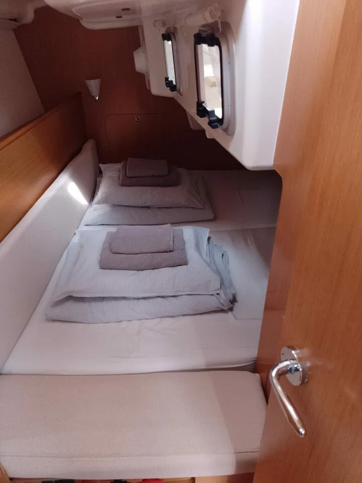 Sun Odyssey 33i Min Elli — jahtikuva 4