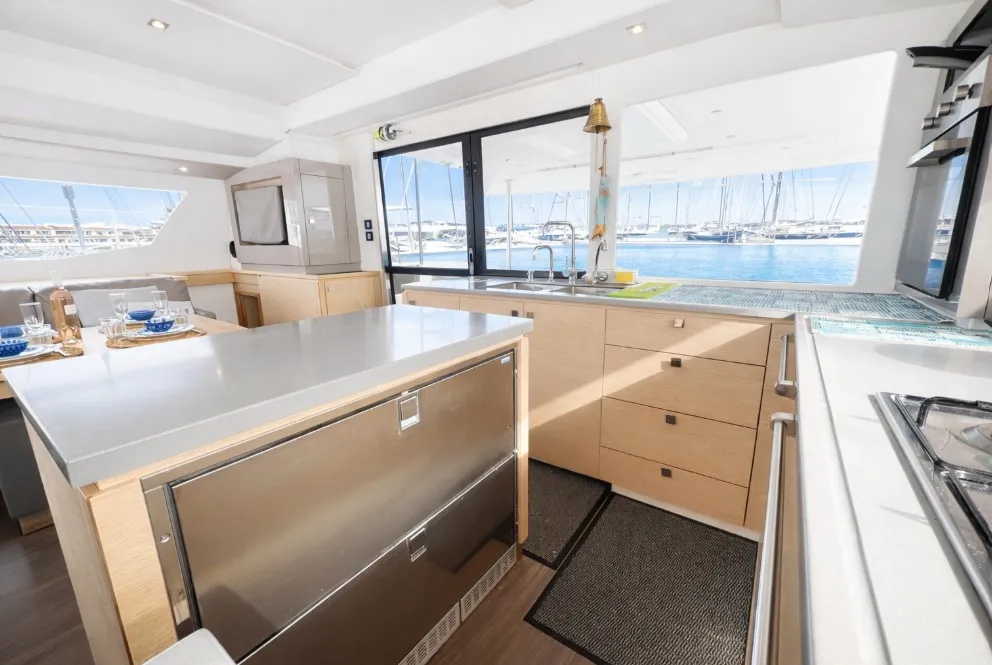 Saba 50 Serenity — foto dello yacht n. 2